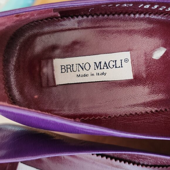 Bruno Magli Italy Leather Purple Shoes Heels Bow Size 7.5 or 7 1/2 Medium Heel - Picture 6 of 15